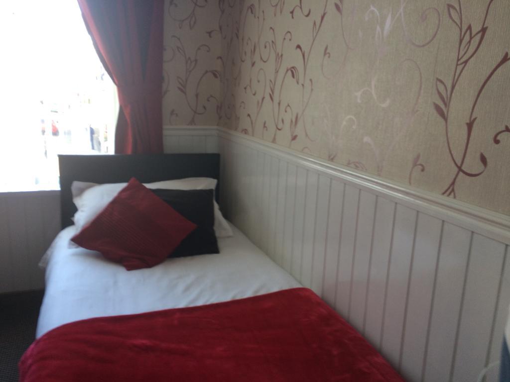 Bed and Breakfast Kingscliff à Blackpool Extérieur photo