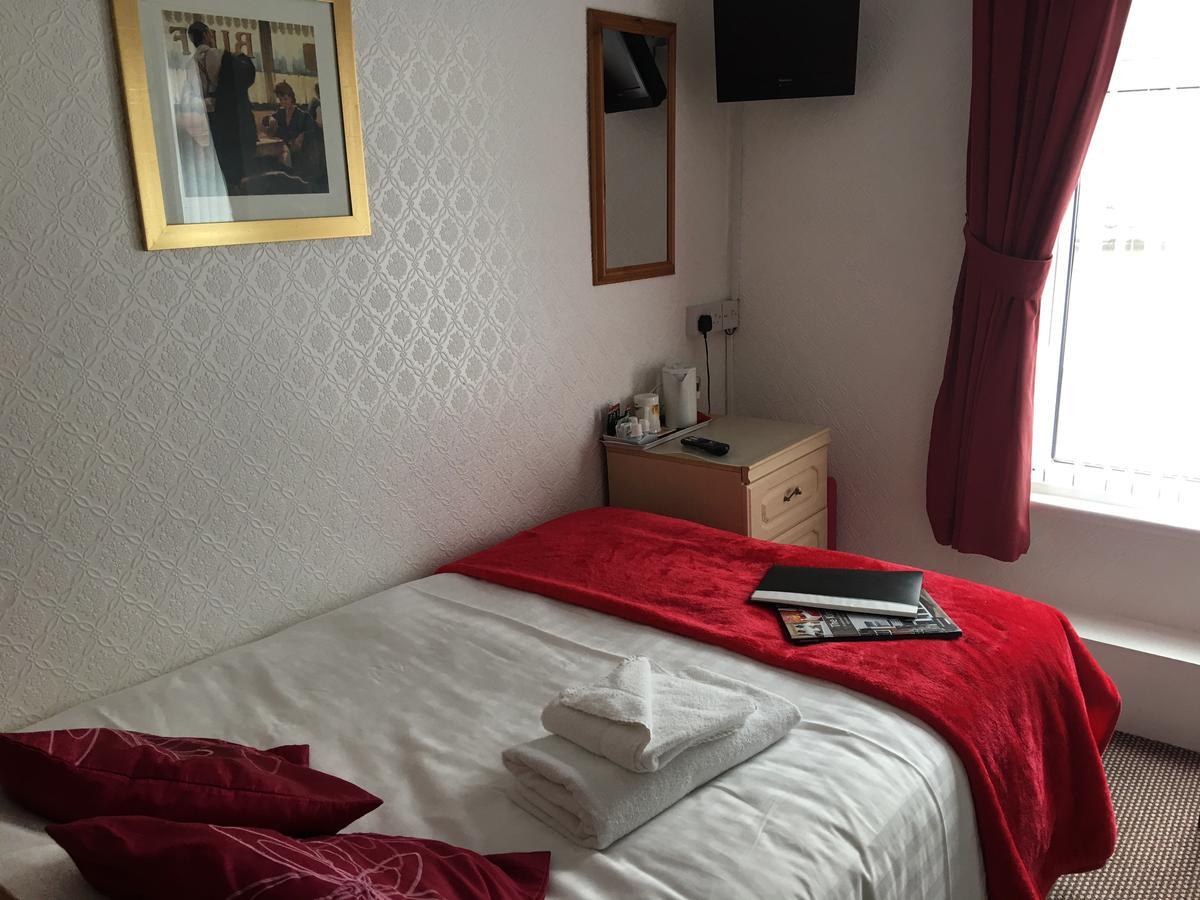 Bed and Breakfast Kingscliff à Blackpool Extérieur photo